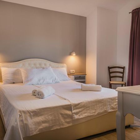 Rooms With Breakfast Near Porec Nova Vas  ภายนอก รูปภาพ