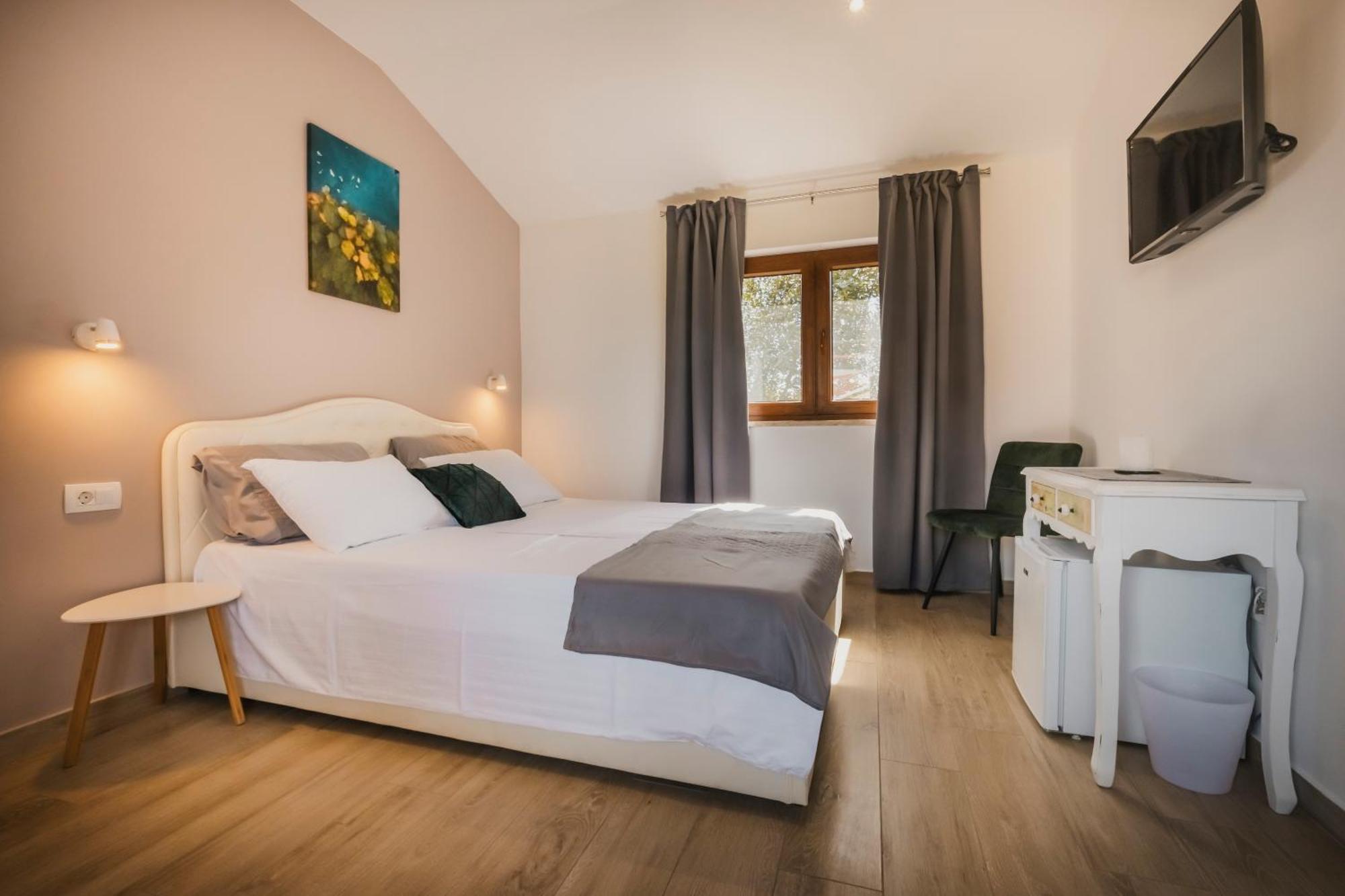 Rooms With Breakfast Near Porec Nova Vas  ภายนอก รูปภาพ