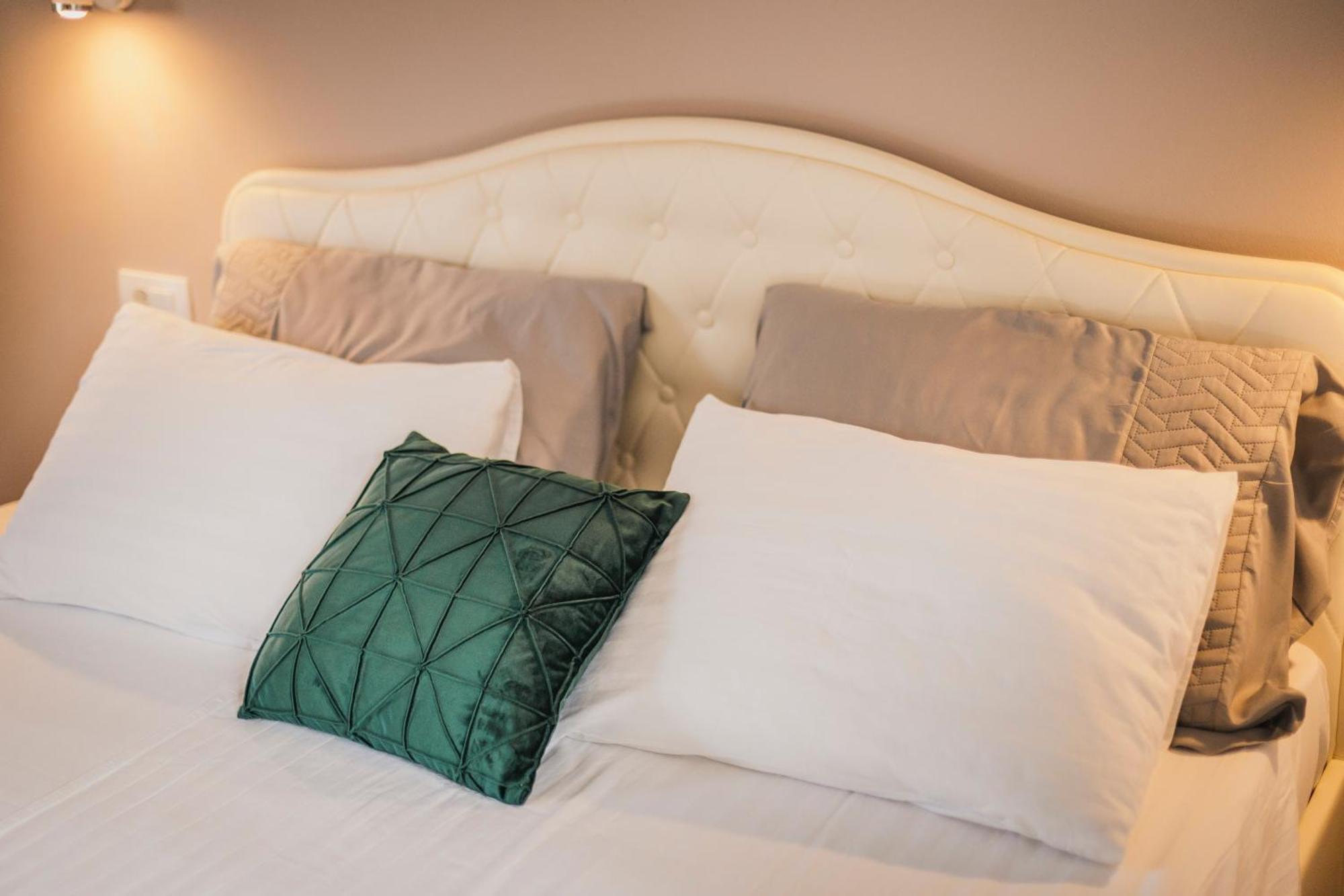 Rooms With Breakfast Near Porec Nova Vas  ภายนอก รูปภาพ